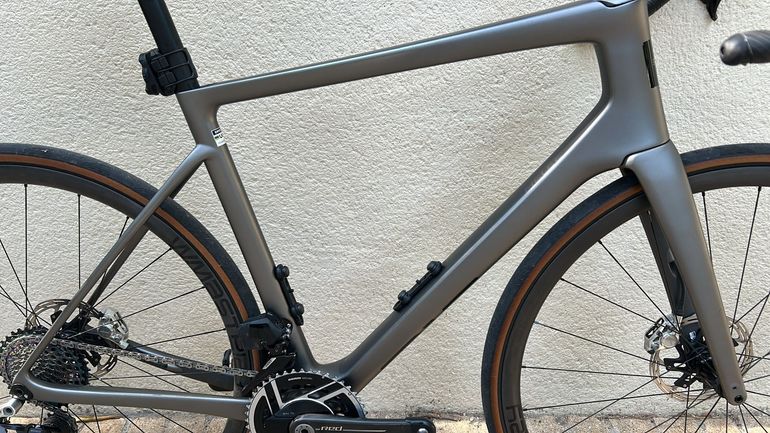 Enve Melee Frameset 2022 Road & Gravel de segunda mano, Gris claro — imagen 3 de 23