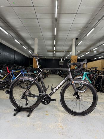 Trek Madone SL 6 Gen 8 2025 2025 Corsa & gravel usato