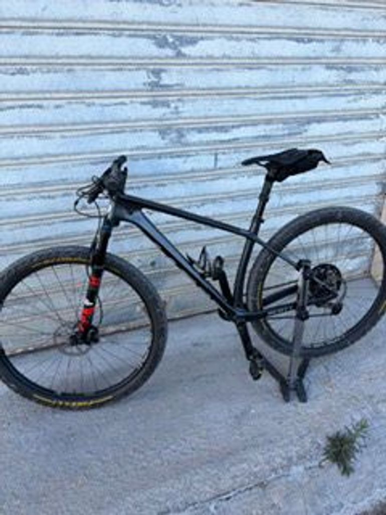 Used Scott Scale Shimano Deore XT 2023 Mountainbike, Black — image 2 of 9