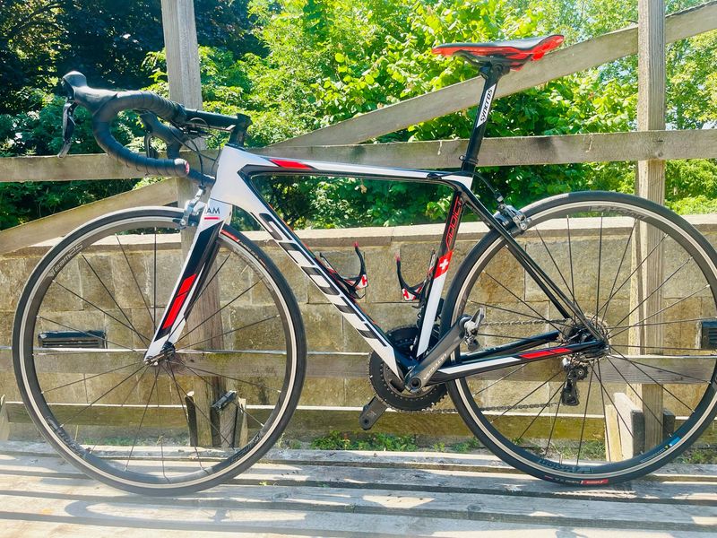 Used SCOTT ADDICT 2016 Road & Gravel, White — image 2 of 5