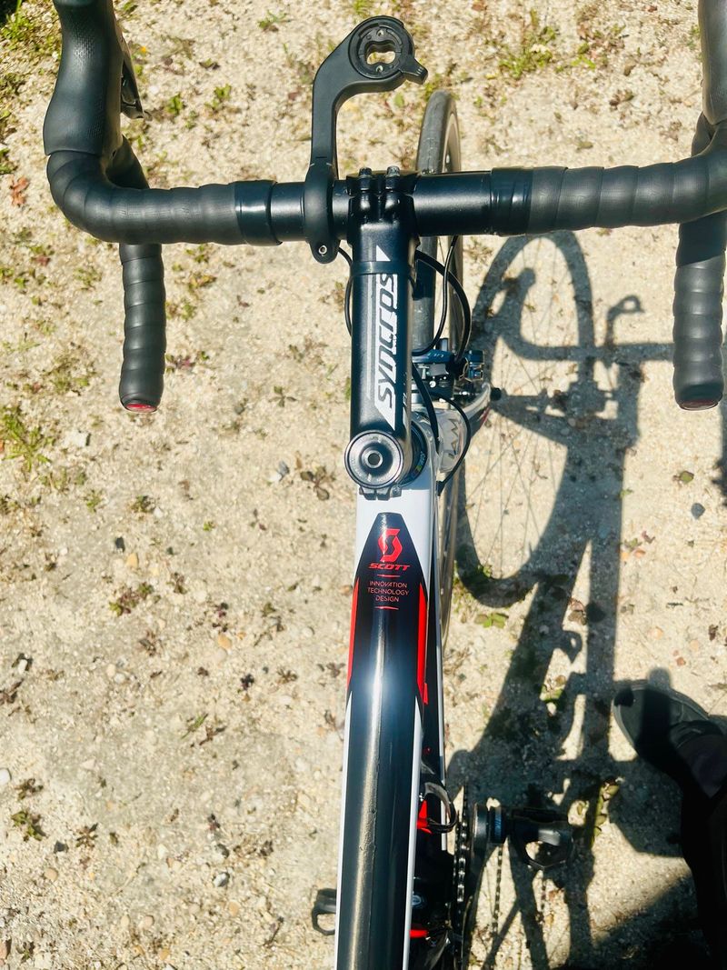 Used SCOTT ADDICT 2016 Road & Gravel, White — image 4 of 5
