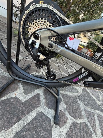 Used Focus SAM² 6.9 2025 2025 Mountainbike, White — image 3 of 5