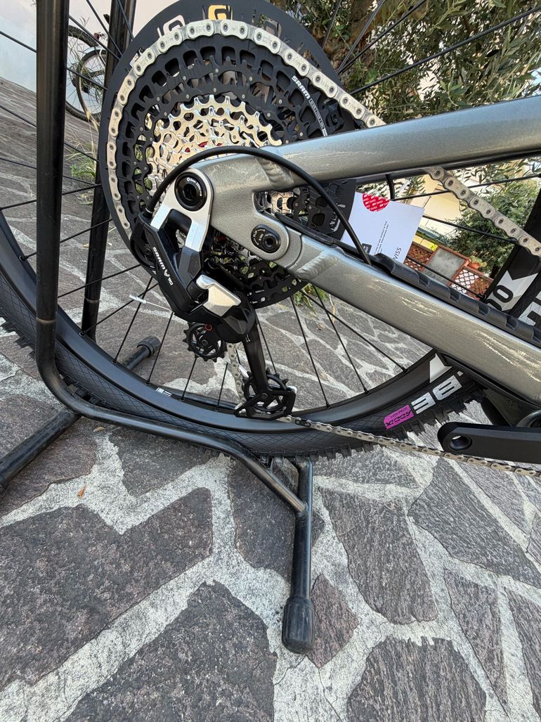Brugt Focus SAM² 6.9 2025 2025 Mountainbike — billede 3 af 5