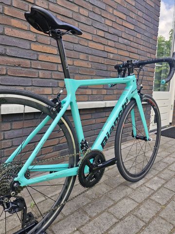 Tweedehands Bianchi Sprint 105 2021 2021 Road & Gravel — afbeelding 3 van 16