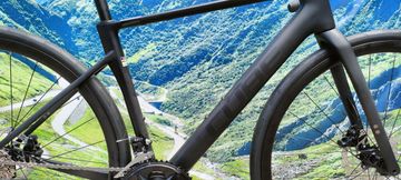 CUBE ATTAIN C:62, RACE 2026 2026 Road & Gravel usato, Nero — immagine 2 di 22