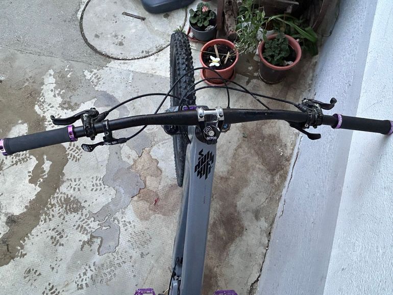 Brugt Propain SPINDRIFT 4 CF 29 Start 2023 2023 Mountainbike — billede 5 af 6