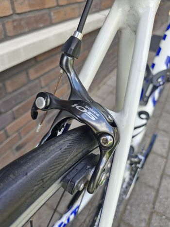 Used Giant Tcr Shimano 105 2012 Road & Gravel, White — image 10 of 12
