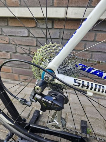 Used Giant Tcr Shimano 105 2012 Road & Gravel, White — image 4 of 12