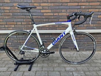 Used Giant Tcr Shimano 105 2012 Road & Gravel