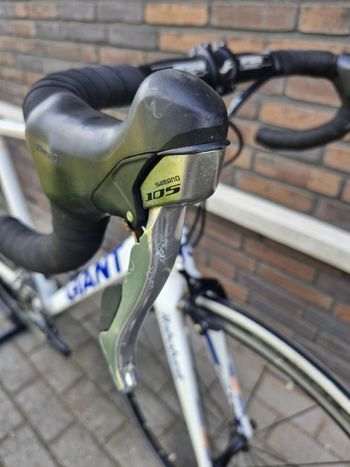 Used Giant Tcr Shimano 105 2012 Road & Gravel, White — image 9 of 12