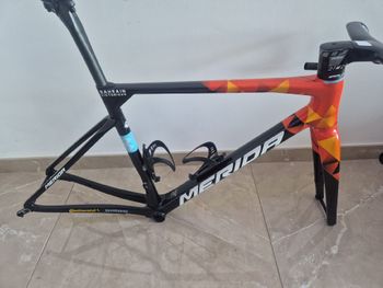 Merida SCULTURA TEAM FRAME-KIT 2023 Frameset 2023 Route & Gravel d'occasion