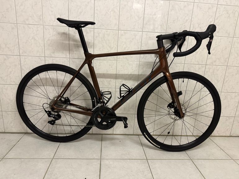 Giant Tcr advanced Shimano 105 2022 Road & Gravel usato, Nero — immagine 2 di 9