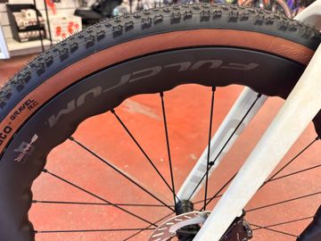 Tweedehands Megamo SILK 03 2026 2026 Road & Gravel — afbeelding 9 van 9
