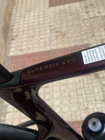 Used Cannondale SuperSix EVO SRAM Force eTap AXS 2026 Road & Gravel, Red — image 6 of 11
