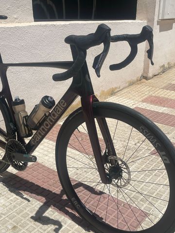Used Cannondale SuperSix EVO SRAM Force eTap AXS 2026 Road & Gravel, Red — image 3 of 11