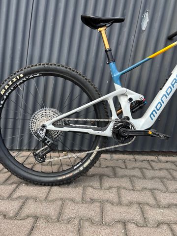 Tweedehands Mondraker NEAT RR 2024 2024 Mountainbike — afbeelding 4 van 13