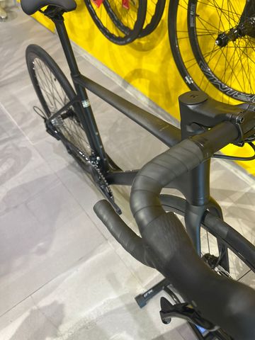 Brugt CUBE ATTAIN C:62, RACE 2026 2026 Road & Gravel — billede 4 af 5
