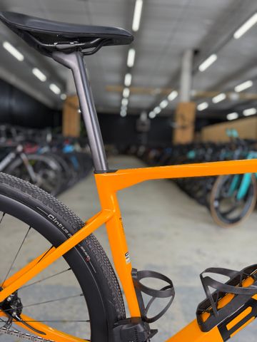 Gebrauchtes BMC Kaius 01 THREE 2023 2023 Road & Gravel, Orange — Bild 7 von 24