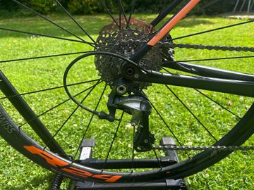 CUBE ATTAIN GTC SL Disc 2017 2017 Road & Gravel usato, Nero — immagine 3 di 8