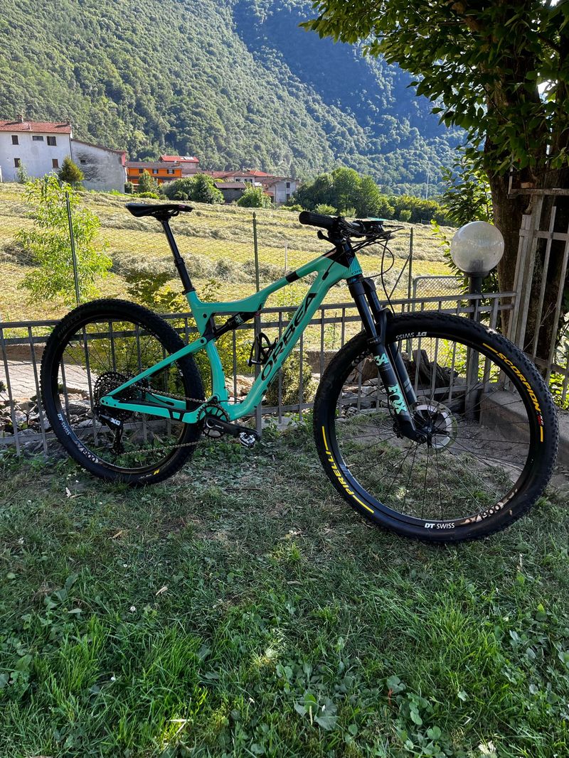 Brugt Orbea OIZ M10 2022 2022 MTB