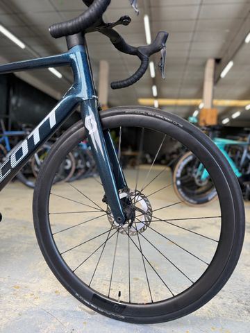 Gebrauchtes Scott Addict RC 15 2022 2022 Road & Gravel, Grün — Bild 3 von 24
