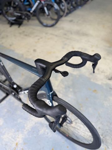 Gebrauchtes Scott Addict RC 15 2022 2022 Road & Gravel, Grün — Bild 5 von 24