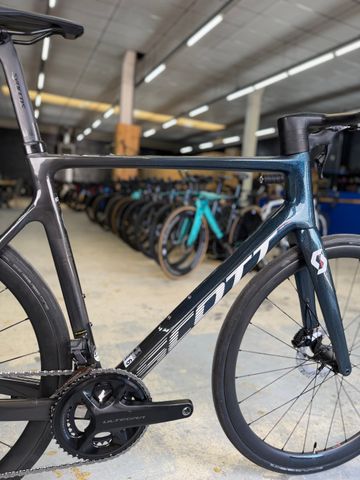 Gebrauchtes Scott Addict RC 15 2022 2022 Road & Gravel, Grün — Bild 12 von 24