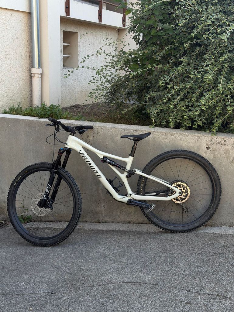 Brugt Specialized Stumpjumper Comp 2022 2022 Mountainbike — billede 2 af 8