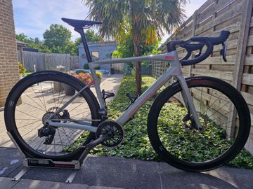 Used BMC Roadmachine 01 THREE 2020 2020 Road & Gravel, Green — image 1 of 5
