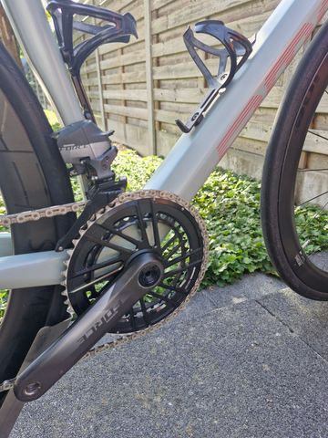 Used BMC Roadmachine 01 THREE 2020 2020 Road & Gravel, Green — image 3 of 5
