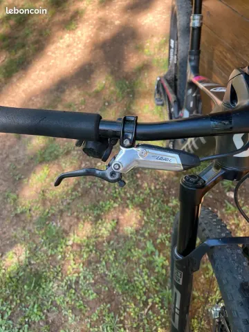 Scott Spark Rc 2025 2025 Mountainbike d'occasion — image 3 sur 7