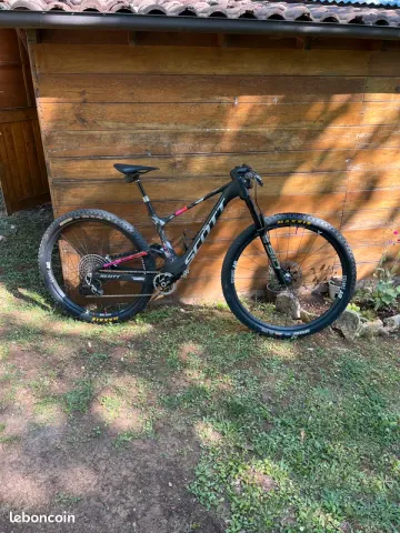 Scott Spark Rc 2025 2025 Mountainbike d'occasion — image 1 sur 7