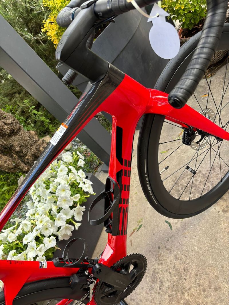 Used BMC Teammachine R 01 FIVE 2027 Frameset 2027 Road & Gravel, Red — image 3 of 5