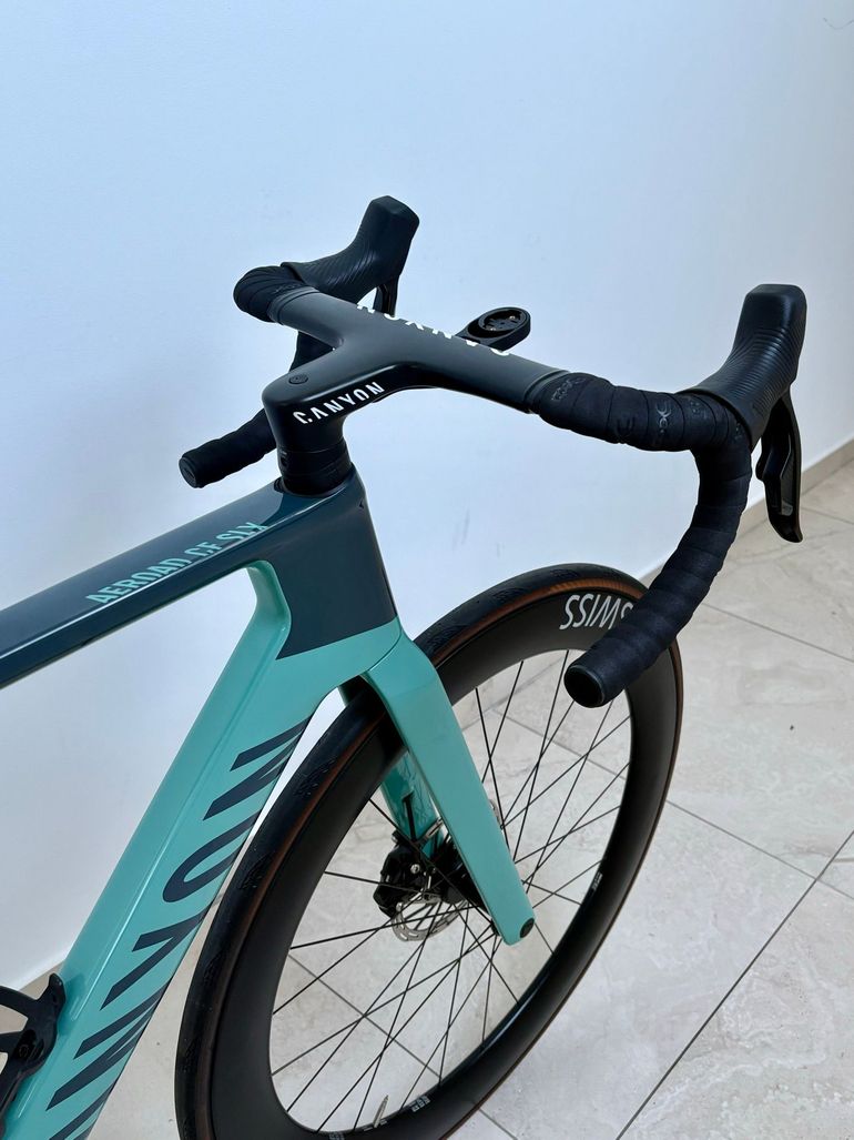 Brugt Canyon Aeroad CF SLX 7 eTap 2024 2024 Road & Gravel — billede 18 af 22