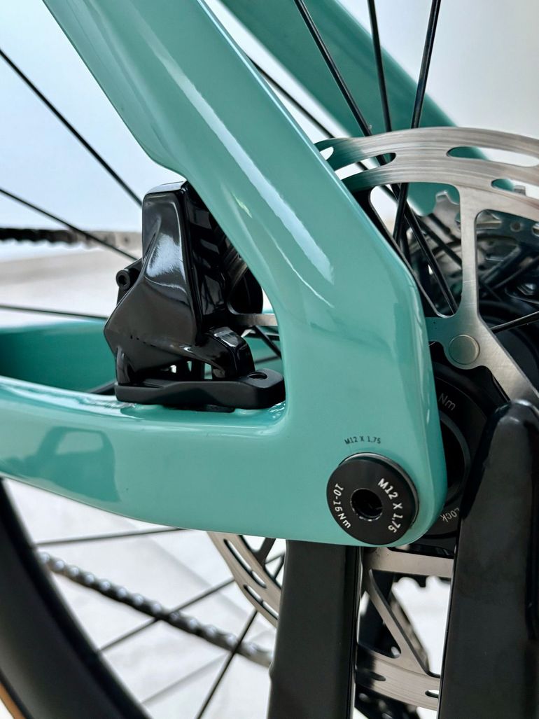Brugt Canyon Aeroad CF SLX 7 eTap 2024 2024 Road & Gravel — billede 7 af 22
