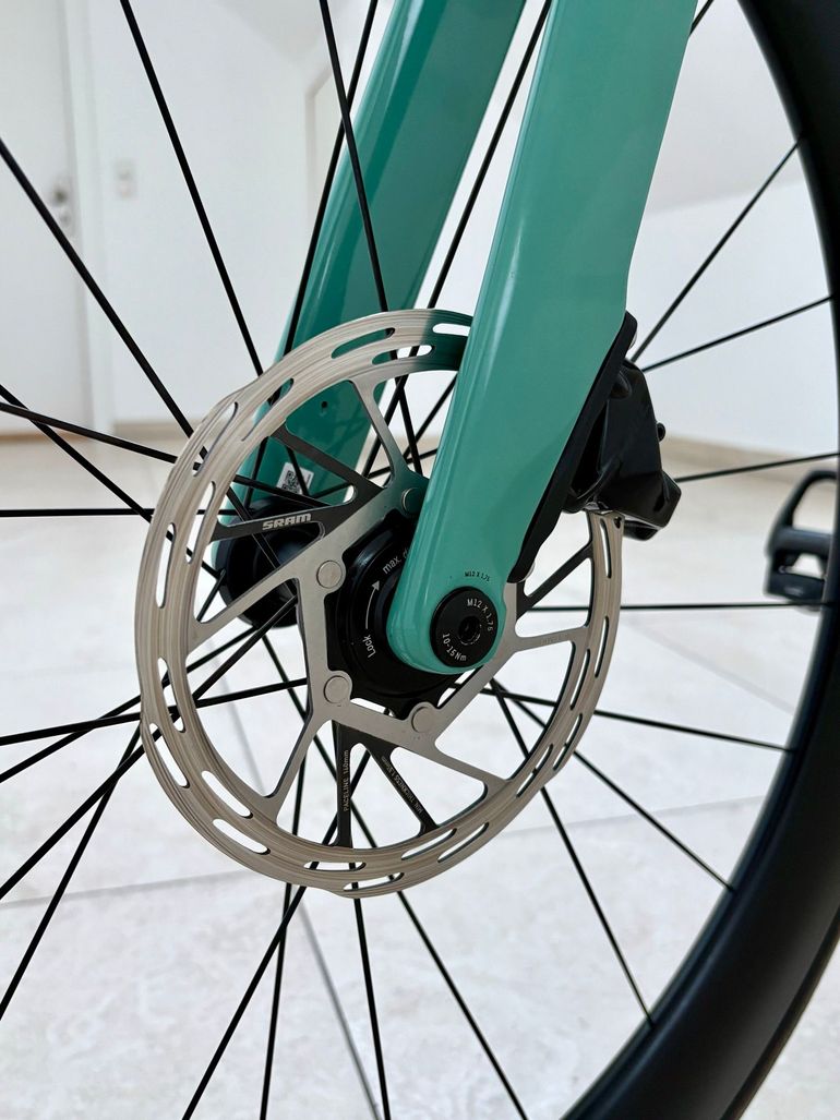 Brugt Canyon Aeroad CF SLX 7 eTap 2024 2024 Road & Gravel — billede 9 af 22