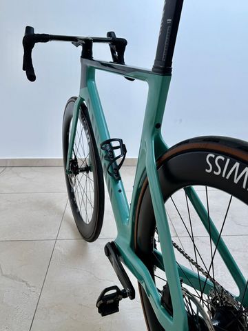Brugt Canyon Aeroad CF SLX 7 eTap 2024 2024 Road & Gravel — billede 6 af 22