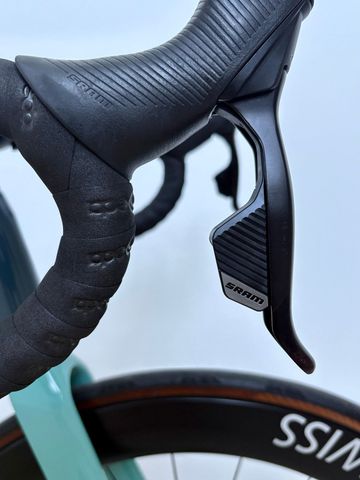 Brugt Canyon Aeroad CF SLX 7 eTap 2024 2024 Road & Gravel — billede 17 af 22