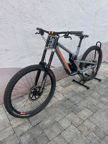 Brugt Propain Rage CF Mix Performance 2022 2022 Mountainbike — billede 2 af 12