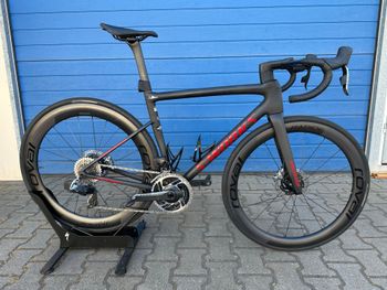 Used Specialized Tarmac SRAM Red eTap AXS 2024 Road & Gravel