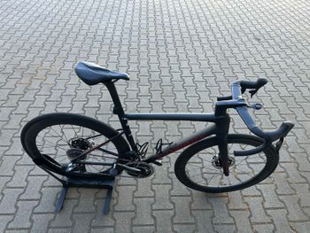 Gebrauchtes Specialized Tarmac SRAM Red eTap AXS 2024 Road & Gravel, Schwarz — Bild 3 von 3