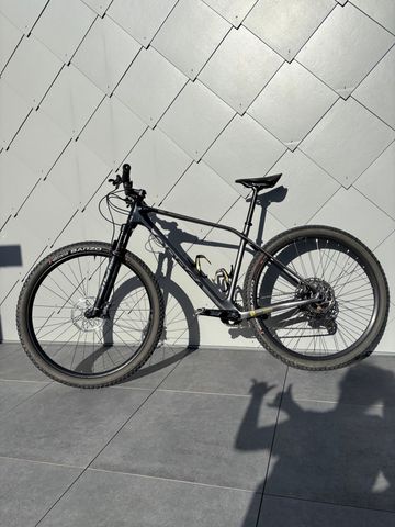 Gebrauchtes Orbea ALMA M20 2022 2022 Mountainbike, Schwarz, 29 — Bild 2 von 12