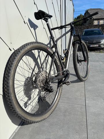 Gebrauchtes Orbea ALMA M20 2022 2022 Mountainbike, Schwarz, 29 — Bild 7 von 12