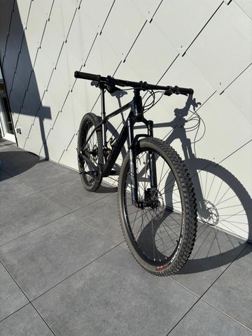 Gebrauchtes Orbea ALMA M20 2022 2022 Mountainbike, Schwarz, 29 — Bild 8 von 12
