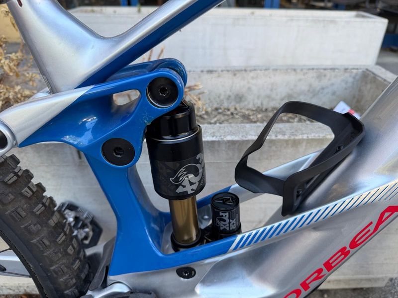 Gebrauchtes Orbea Wild M-TEAM 2025 2025 Mountainbike, Hellgrau, 29 — Bild 8 von 12