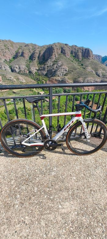 Używany BH ULTRALIGHT 8.5 2023 2023 Road & Gravel