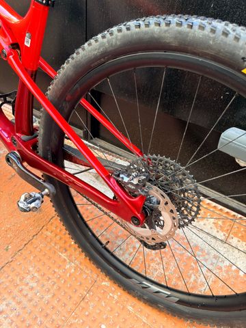 KTM SCARP MT PRIME 2025 2025 Mountainbike de segunda mano, Rojo — imagen 6 de 7