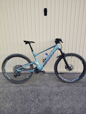 Scott Lumen eRIDE 900 2023 2023 Mountainbike usato, Grigio chiaro — immagine 1 di 9