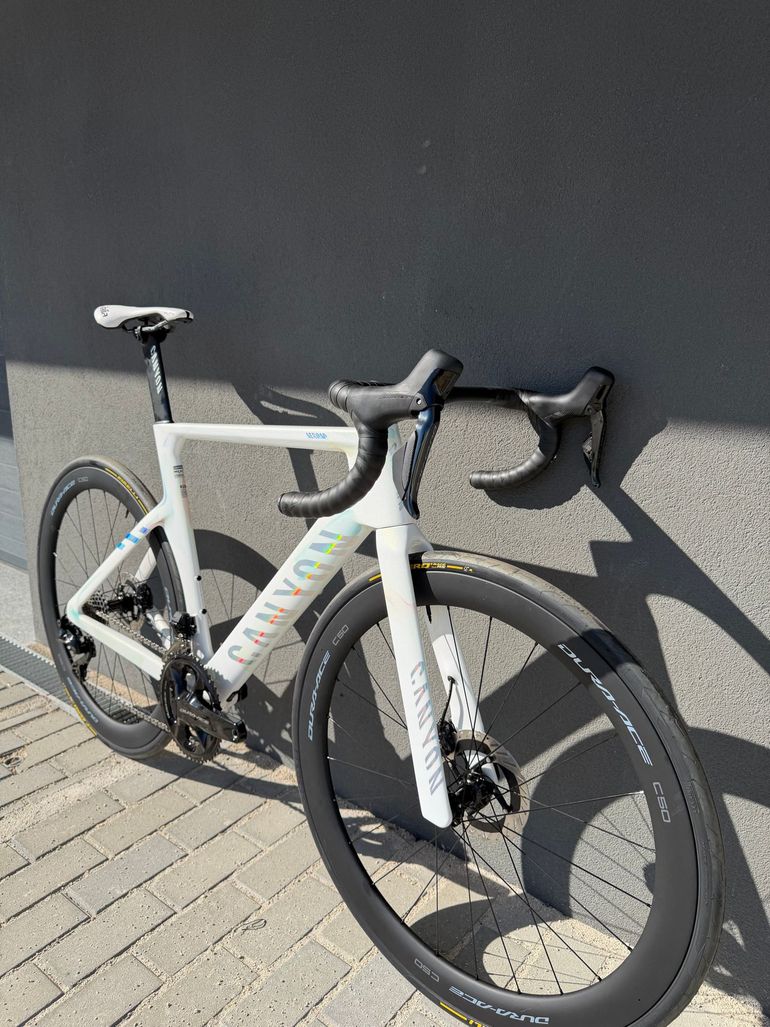 Used Canyon Aeroad CFR Tensor 2025 2025 Road & Gravel, White — image 2 of 13