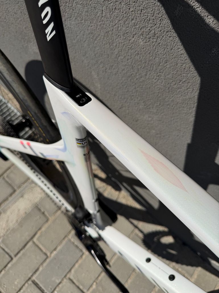Used Canyon Aeroad CFR Tensor 2025 2025 Road & Gravel, White — image 10 of 13